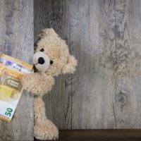 シングルマザーの子供の進学。小学校の学費が保育園よりも５倍高い!?